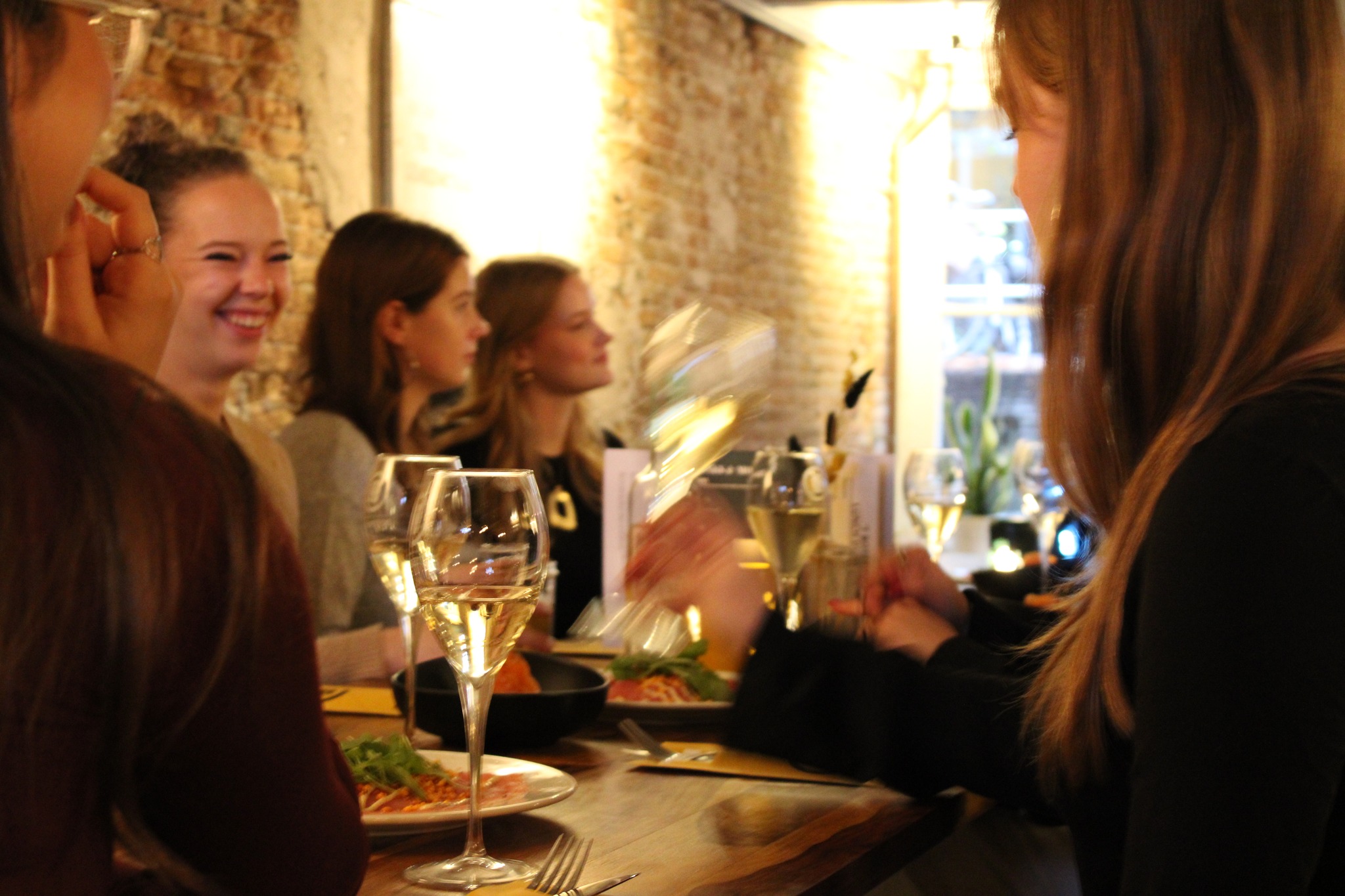 Lieve Boterhuisvrienden
De weekschotels van deze week zijn:

22 juni t/m 28 juni
- Braziliaanse kokos-kip met rijst 
- Maaltijdsalade met gegrilde perzik, basilicum, buratta en Aceto-glaze

Op maandag 10,75, de rest van de week 11,75
op=op